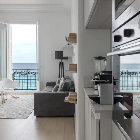 Appartement Belle Epoque 2 *