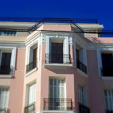 Appartement Belle Epoque 2 *